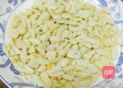 抹茶牛轧糖的做法图解2