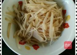 黄豆炒榨菜丝的做法图解2