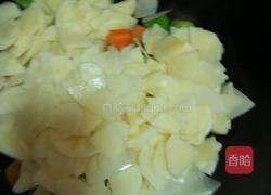 四色土豆片的做法图解7