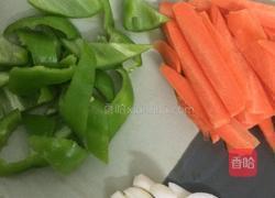 木耳炒花菜的做法图解3