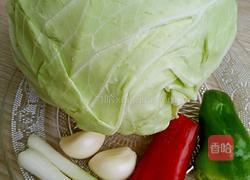 手撕圆白菜的做法图解1