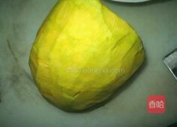 南瓜炒鸭蛋的做法图解2