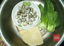 鹌鹑蛋千张丝汤的做法图解1
