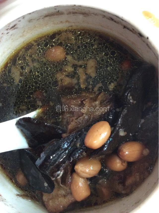 喝之前半小时放入枸杞，快顿制热，吃的时候放入少许盐，个人口感而定，最好是清淡点对身体比较好