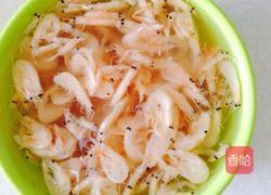 虾皮拌小白菜的做法图解1