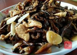 坝上榛蘑炒肉片的做法图解5