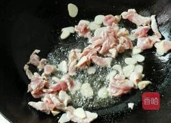 坝上榛蘑炒肉片的做法图解3