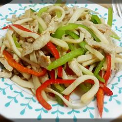 杏鲍菇炒里脊肉/时令蘑菇炒里脊的做法[图]