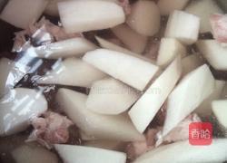 牛腩炖萝卜的做法图解6