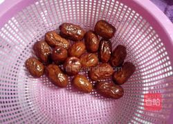 红豆薏米粥的做法图解3