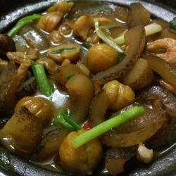 海参板栗煲的做法[图]