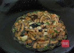 海参板栗煲的做法图解3