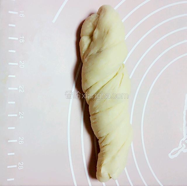 再搓成长条再拧劲