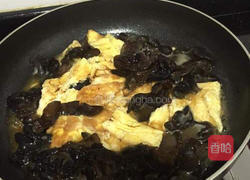 木耳炒鸡蛋的做法图解4