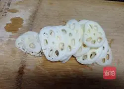 Illustration of how to make sweet and sour lotus root slices 1
