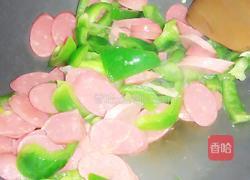 菜椒炒火腿的做法图解6