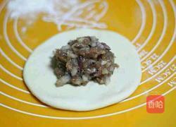 猪肉洋葱馅饼的做法图解5