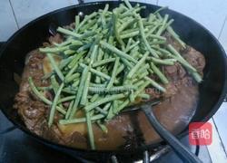 土豆烧排骨豇豆 五香味的做法图解4