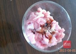 丝瓜炒肉的做法图解2