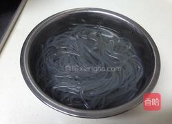 萝卜丝炒粉条的做法图解1