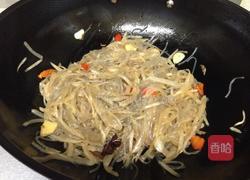 萝卜丝炒粉条的做法图解9
