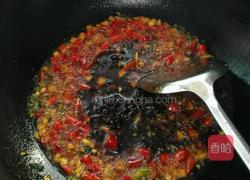 老干妈豆豉鲫鱼的做法图解4