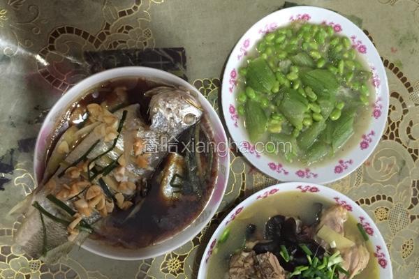 小鸡炖蘑菇