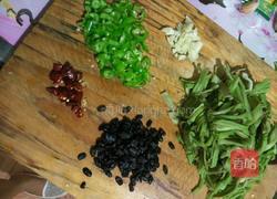 香辣贡菜的做法图解2