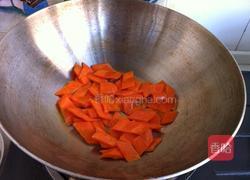 木耳炒豆腐的做法图解3