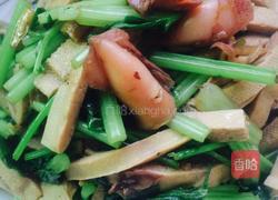 墨鱼仔白干炒香芹的做法图解7