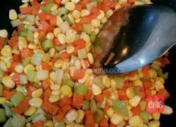 扬州炒饭的做法图解6