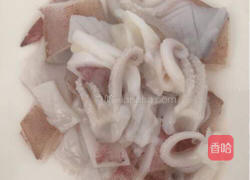 韭菜鱿鱼丝的做法图解1