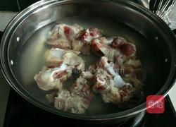 冬瓜筒骨祛湿汤的做法图解2