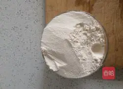 Illustration of how to make sweet potato cakes 3