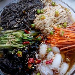 捞汁什锦的做法[图]