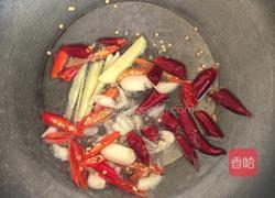 姜葱炒蟹的做法图解3