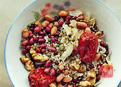 美容健康粥的做法图解1