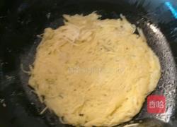 煎土豆丝饼子的做法图解4
