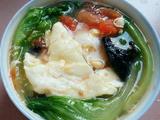 西红杮生菜木耳鸡蛋汤的做法[图]