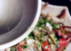 葱油梭子蟹的做法图解7