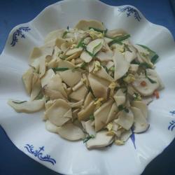 杏鲍菇炒鸡蛋的做法[图]