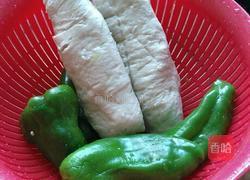 青椒炒面荕的做法图解1