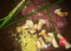 香菇酿肉的做法图解2
