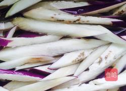 蒜香茄丝的做法图解1