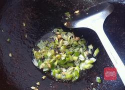 线椒炒粉条的做法图解7