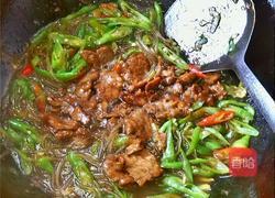 线椒炒粉条的做法图解10