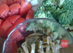 素菜米粉的做法图解2