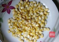香菇洋葱玉米炒干鱿鱼的做法图解2