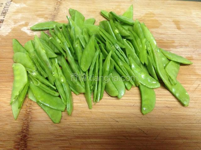 荷兰豆斜刀切菱形
