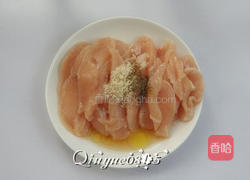 鸡片炒香菇 的做法图解2